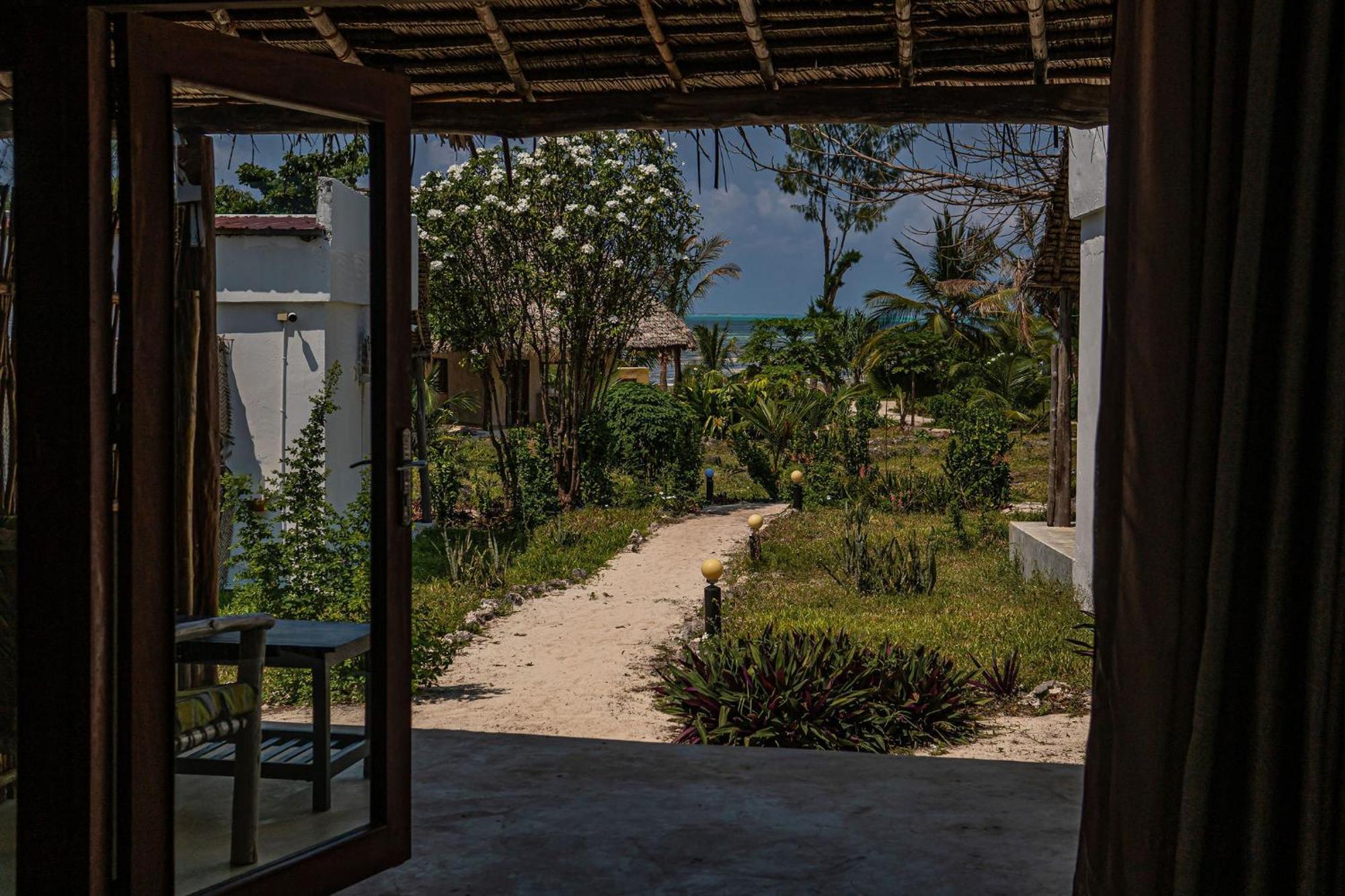 Jaribu Beach Hotel パジェ 部屋 写真
